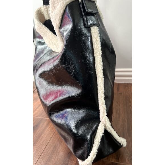 STEVE MADDEN Black Vegan Leather Shearling Extra Large Hobo Purse Bag Tote - Picture 6 of 13